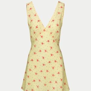 Réalisation Par Isabelli Verona Dress Yellow XS